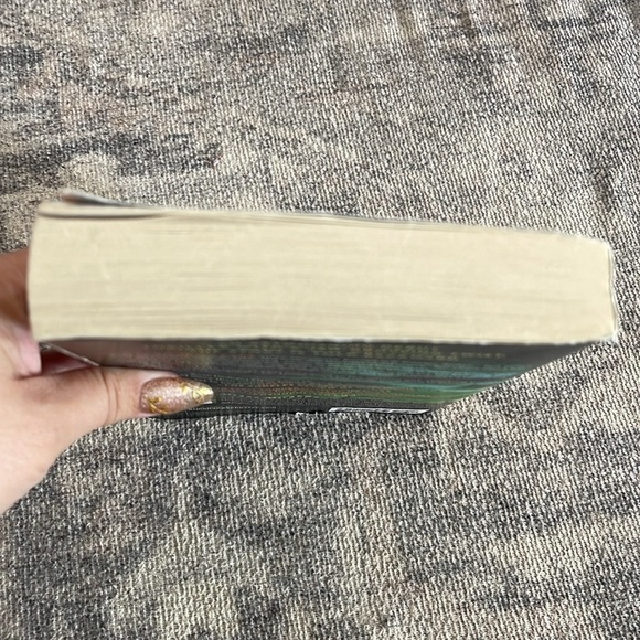 All the Missing Girls by Megan Miranda - Picture 3 of 6